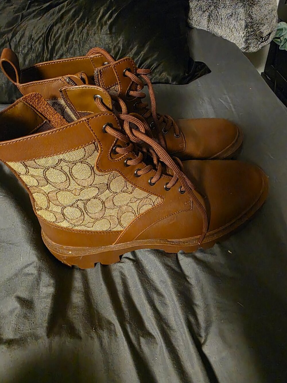 Coach boots